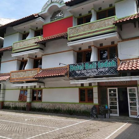 New Bali Indah Hotel Бандунг Экстерьер фото