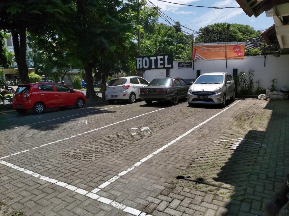 New Bali Indah Hotel Бандунг Экстерьер фото