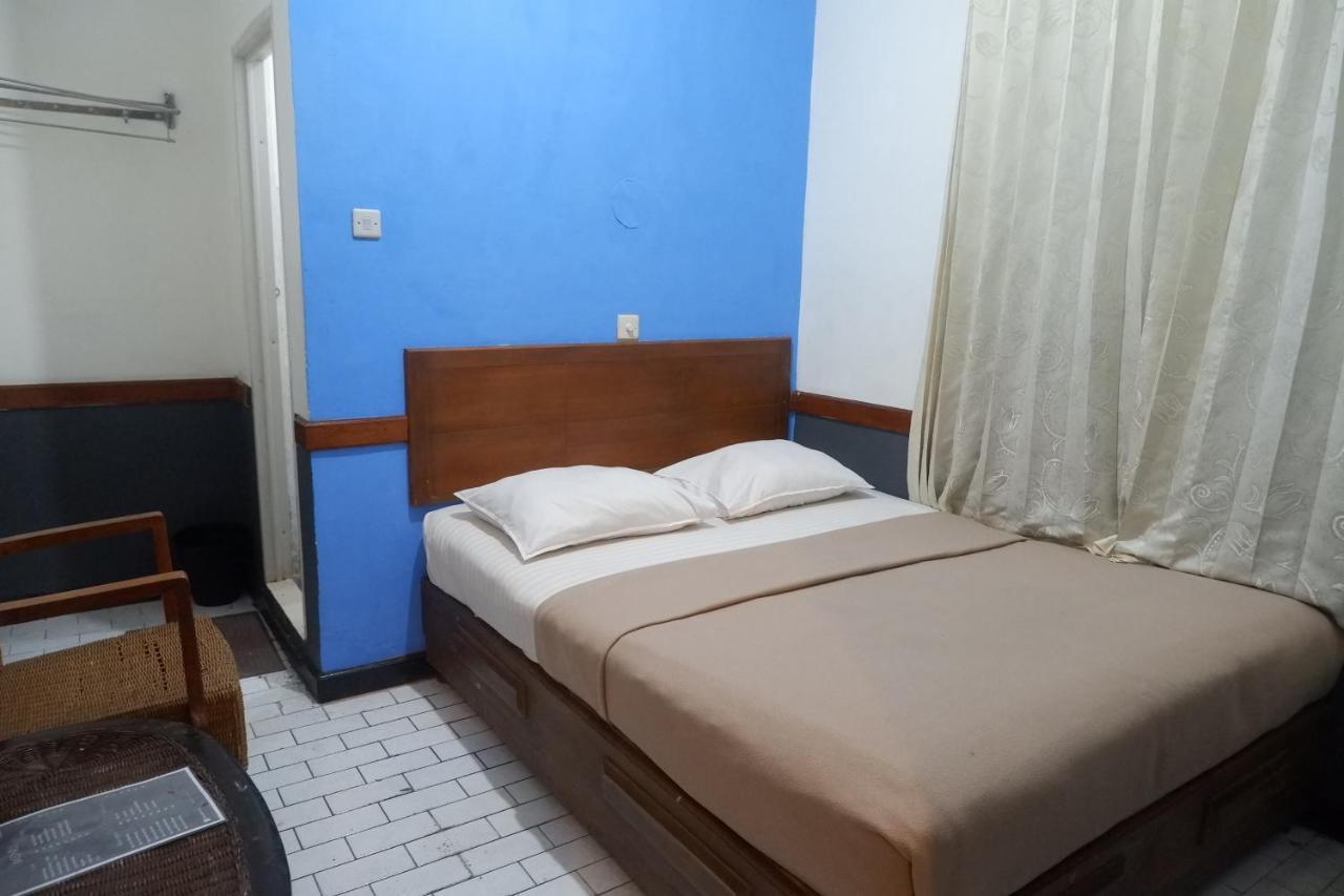 New Bali Indah Hotel Бандунг Экстерьер фото